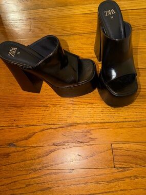 ZARA Black High Platform Slide Heels